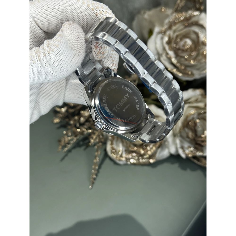 Tommy Hilfige r Bruce Silver Red Premium Quartz Watch