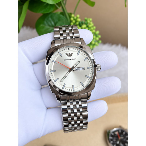 EMPORIO ARRWA%! DAYDATE SILVER WHITE DIAL AT501