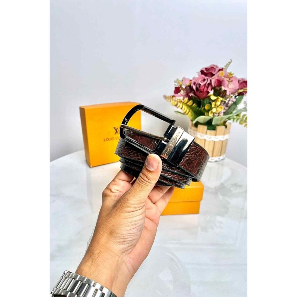LOIUSS VUITTON REVERSE PREMIUM BELT