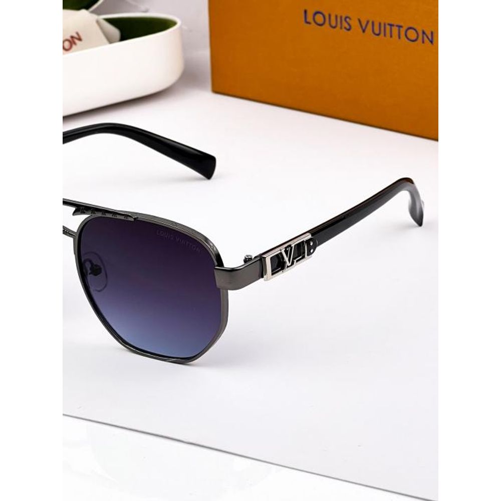 LOIUS VUTTON SUNGLASS D-780