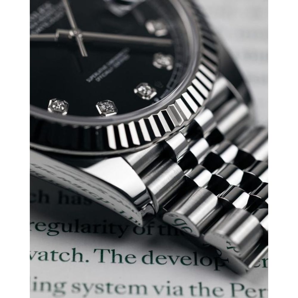 Rolee_x Oyster Perpetual Date Just Diamond Silver-Black-Diamond