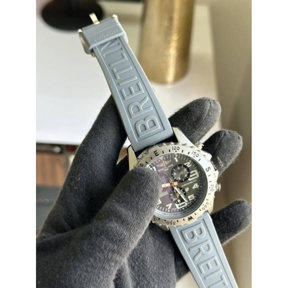 Breitling Endurance Pro Grey (Date working)
