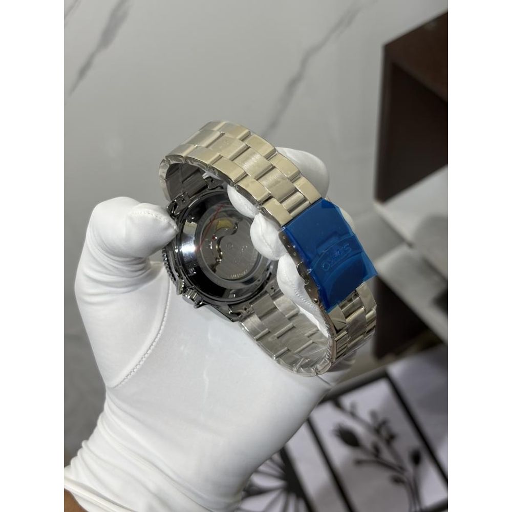 SEIKO GMT DAY DATE PEPSI SWISS MOVEMENT LIKE AUTO OPEN BACK 1162