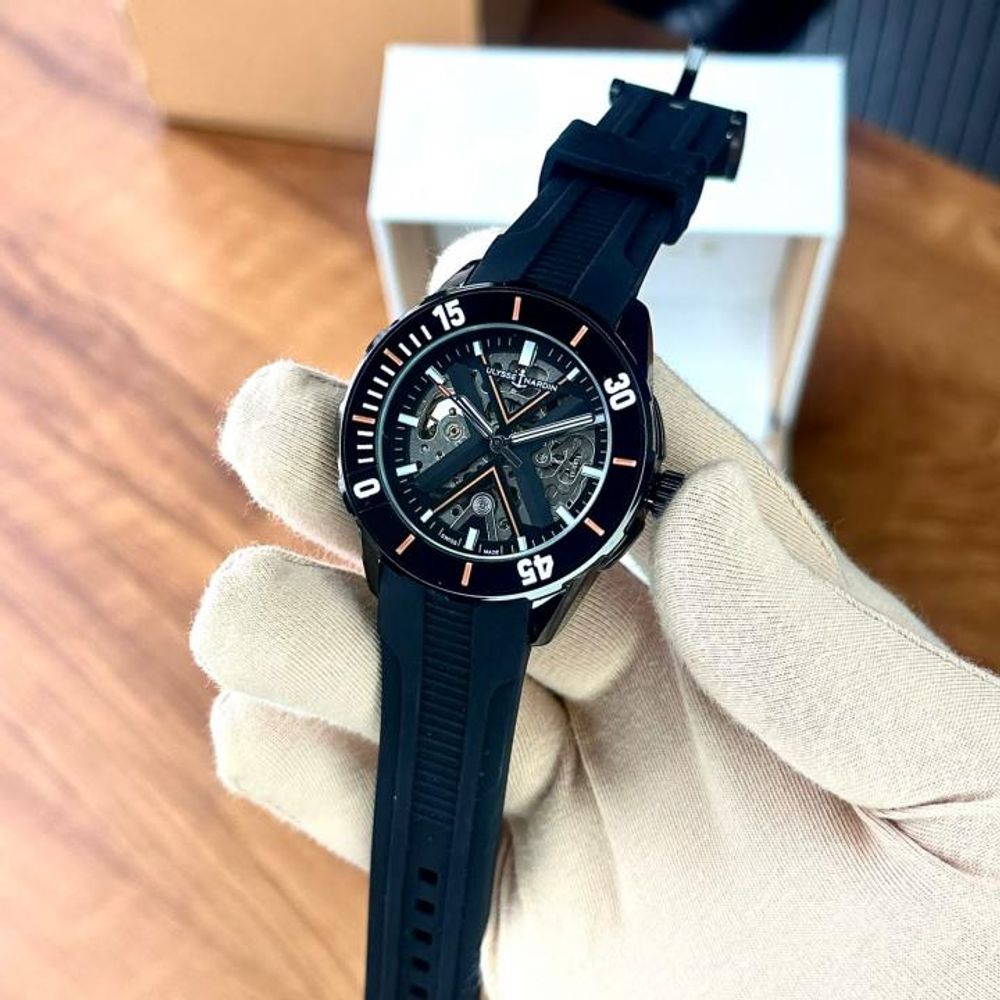 ULYSSE_ NARDIN AUTOMATIC WATCH