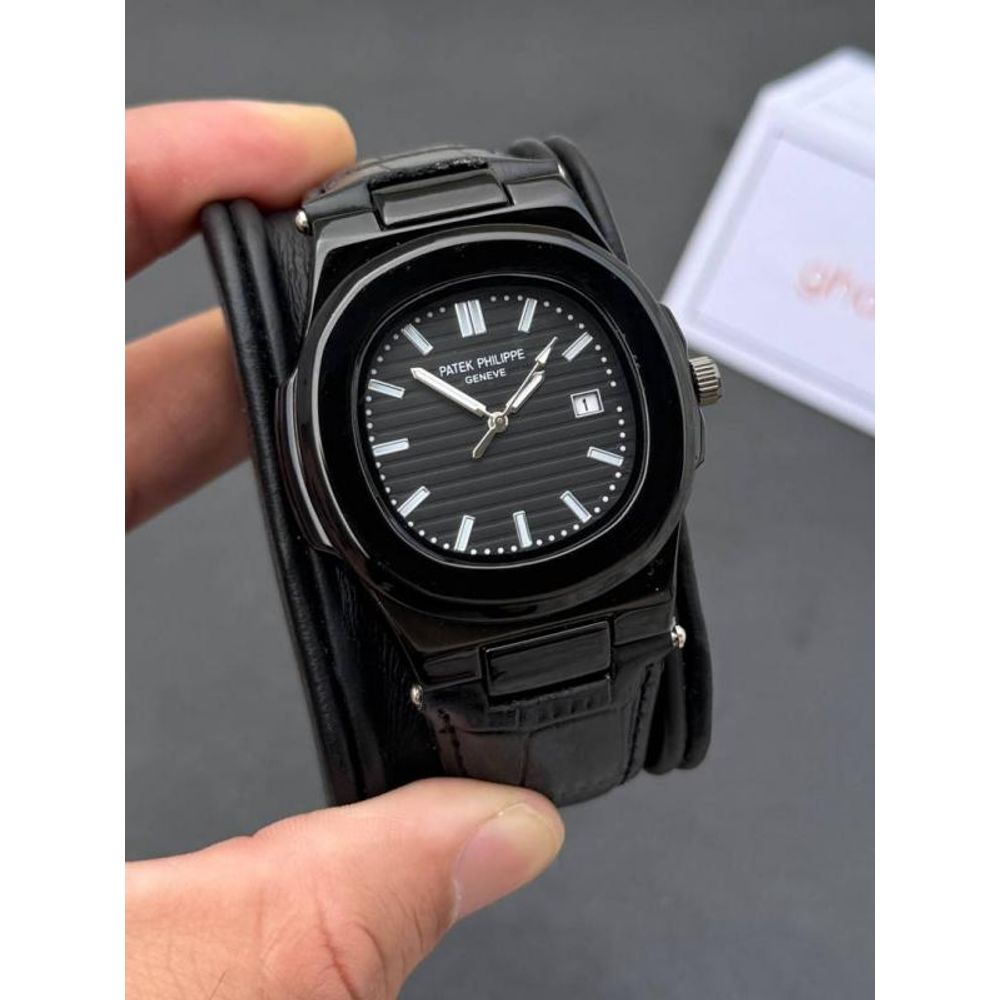 Patek Philipp Nautilus Quartz Leather