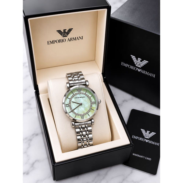 EMPORIO ArrWa%! WOMEN SILVER GREEN ROUND DIAMOND DIAL AT347
