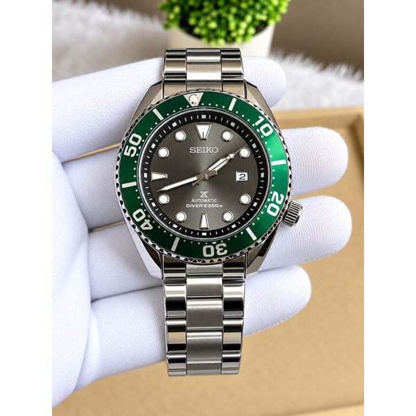 Seiko Prospex Asia Pacific Silver Green AT498