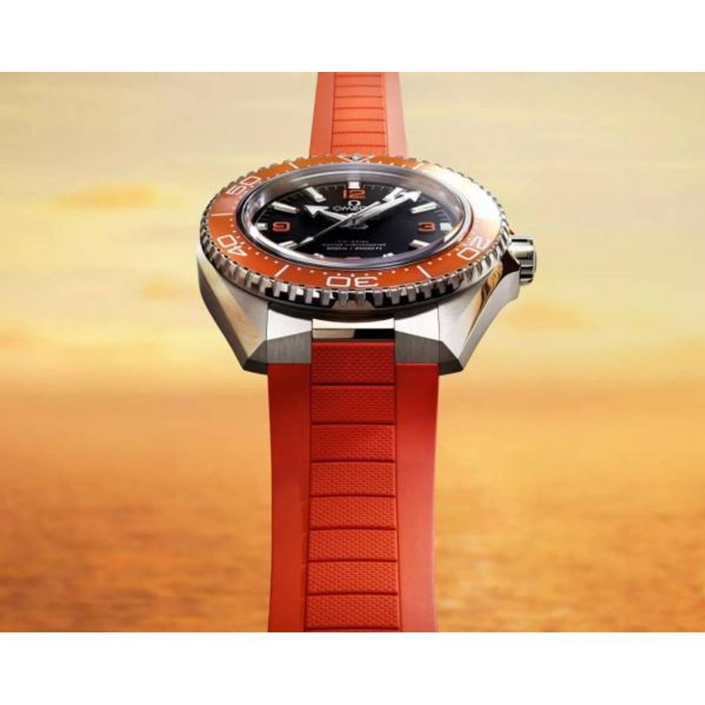 Omegg_a Seamaster Planet Ocean 600M Co-Axial Master Chronometer full Orange