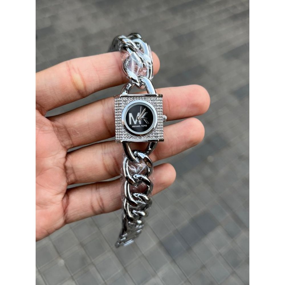Michael kor s Chain Lock Women s Silver Black