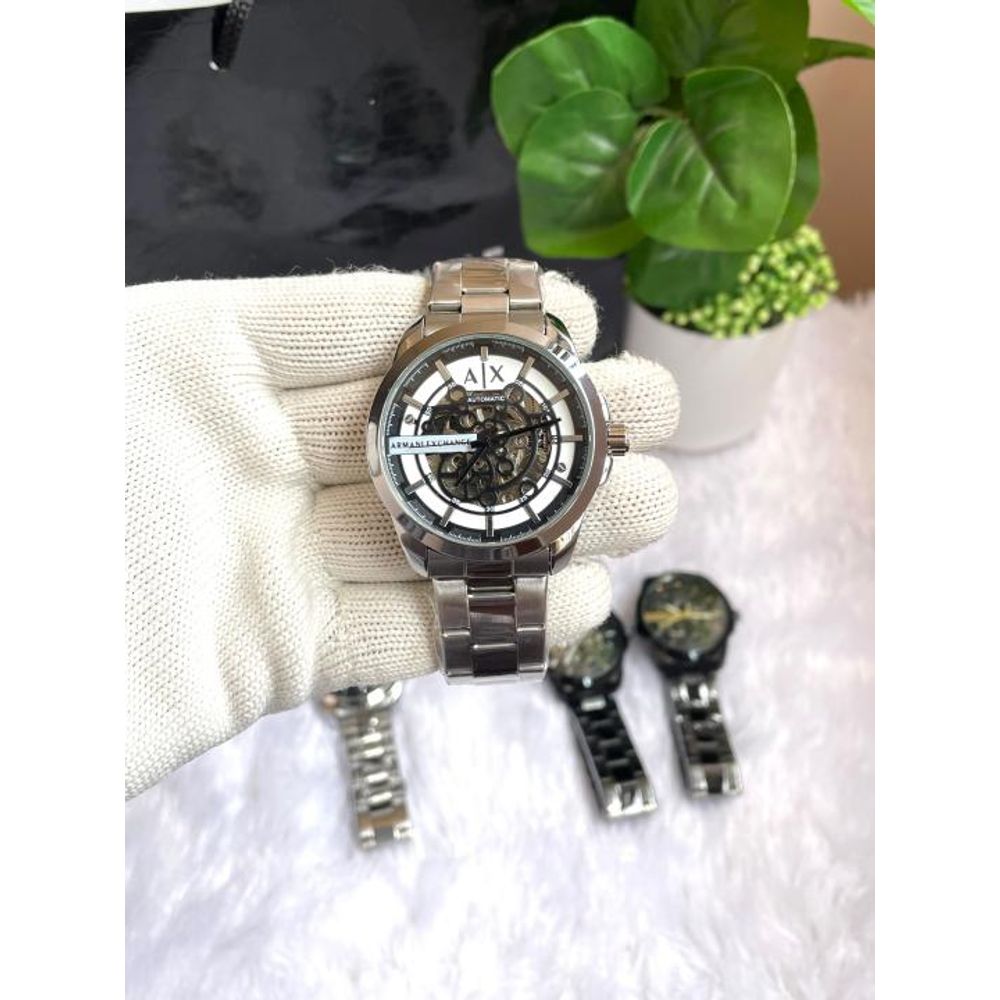ARRWA%! EXCHAGE  HAMPTON AUTOMATIC SILVER WHITE AT455