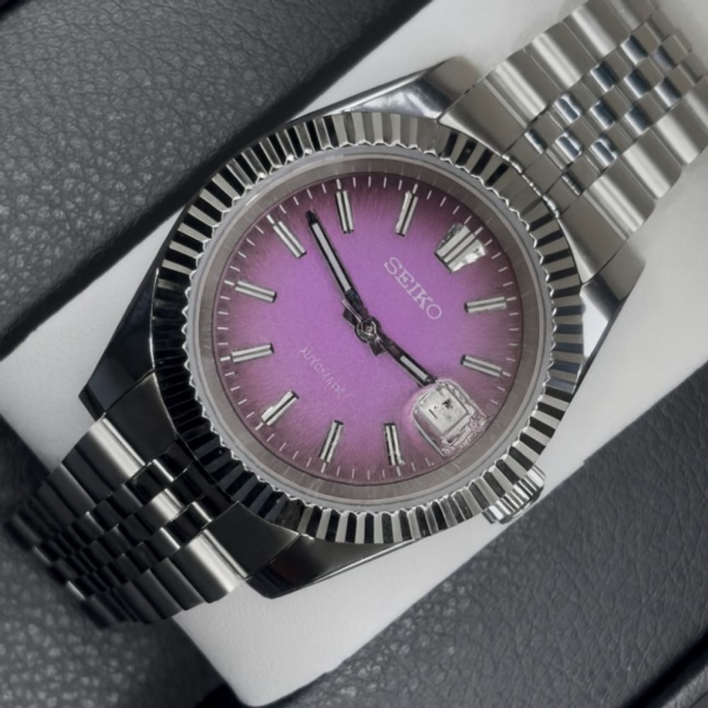 SEIK O MOD DATE JUST PURPLE TEXTURED DIAL 661