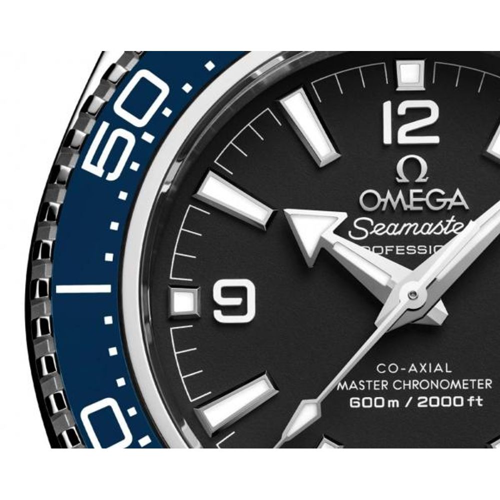 Omegg_a Seamaster Planet Ocean 600M Co-Axial Master Chronometer metal Silver blue black