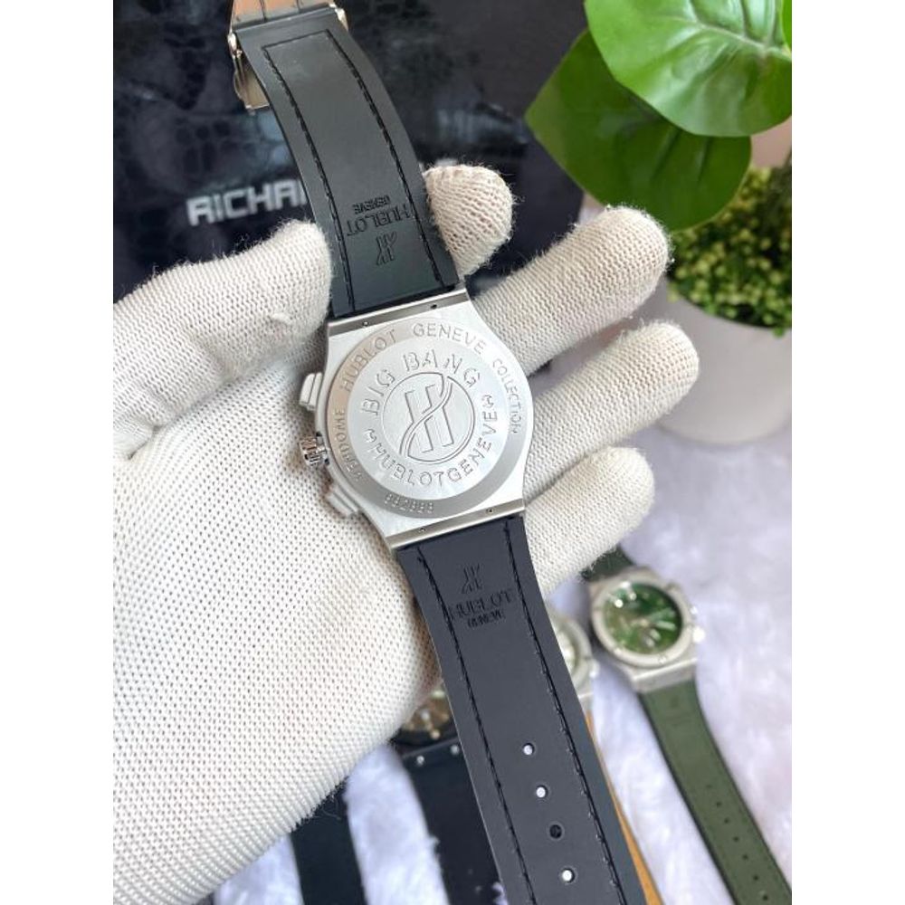 Hublot Big Bang NoN Chrono Arabic Silver Black AT448
