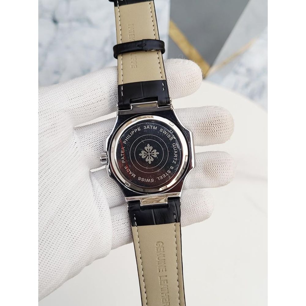 PATEK PHILIPE NAUTILUS BLACK SILVER WHITE DIAL 377