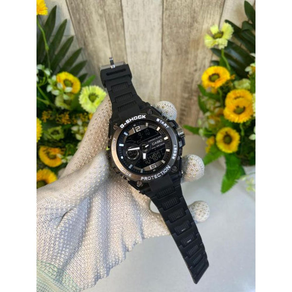 G SHOCK MENSWACH WHITE BLACK COLOUR