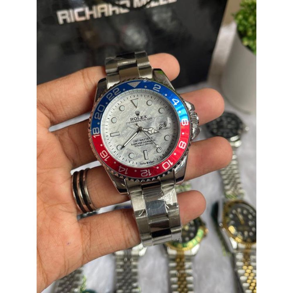 ROLLEX GMT MASTER 2 SILVER RED BLUE WHITE DIAL AT462