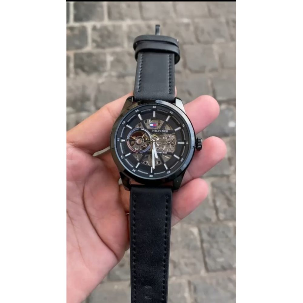 Tommy Hilfige r Automatic