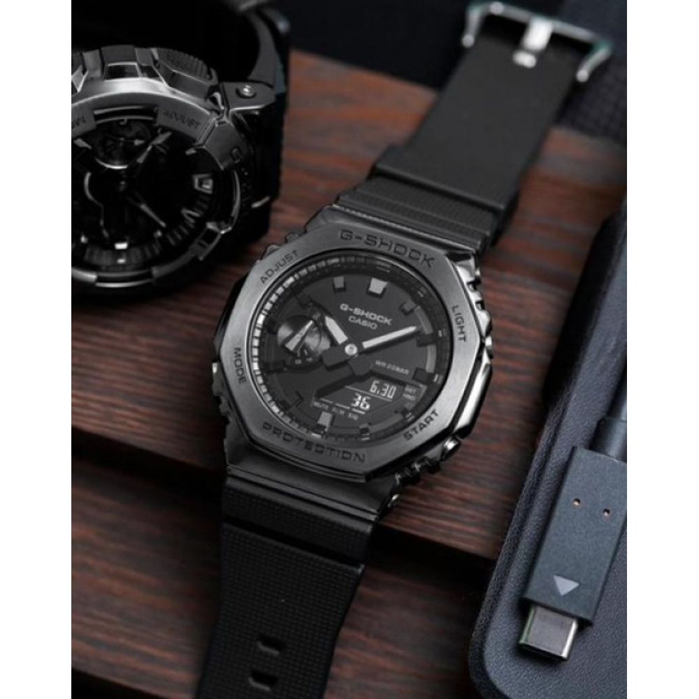 Casio G shock Gm2100