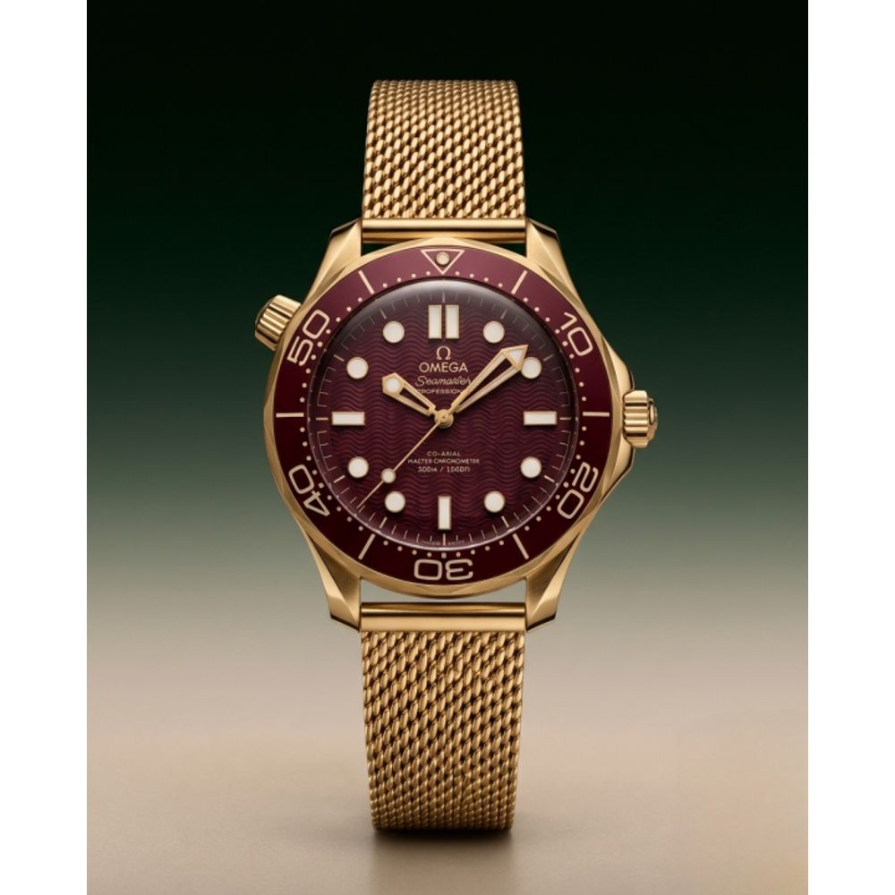 Omegha seamaster diver 300M automatic gold