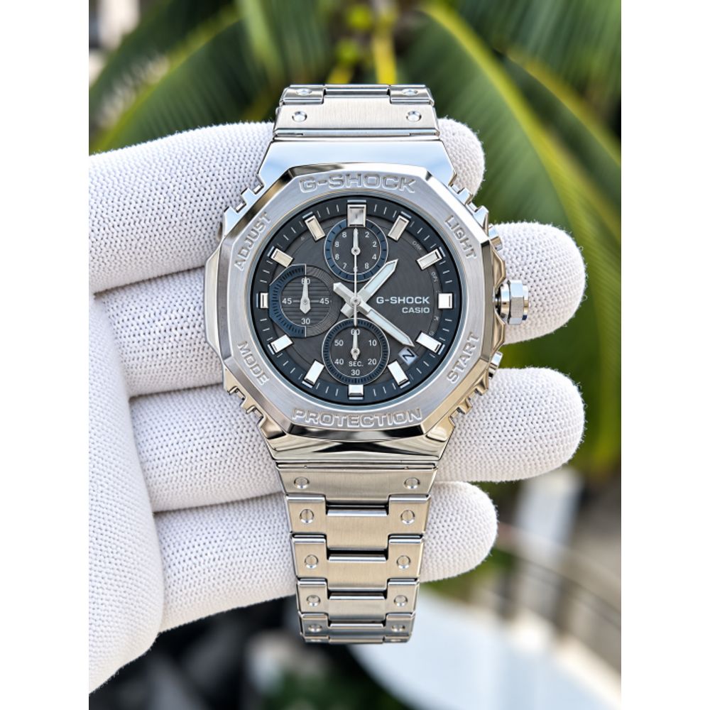 Casio G-Shock 2100 Chronograph A Silver Black Dial AT442