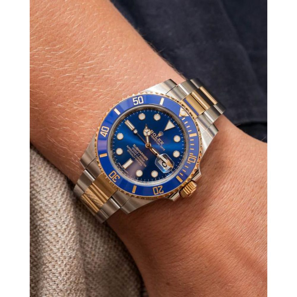 Rolee_x Oyster Perpetual Submarine 2Ton-Gold-Blue