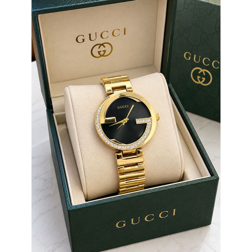 Guchi Women Gold Black Dial AT449