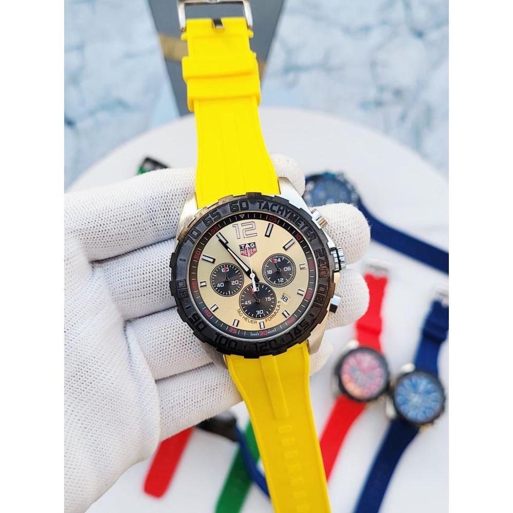 SALEAT Tag Huer FORMULA 1 CHRONOGRPH SILVER YELLOW SILICON BELT AT362