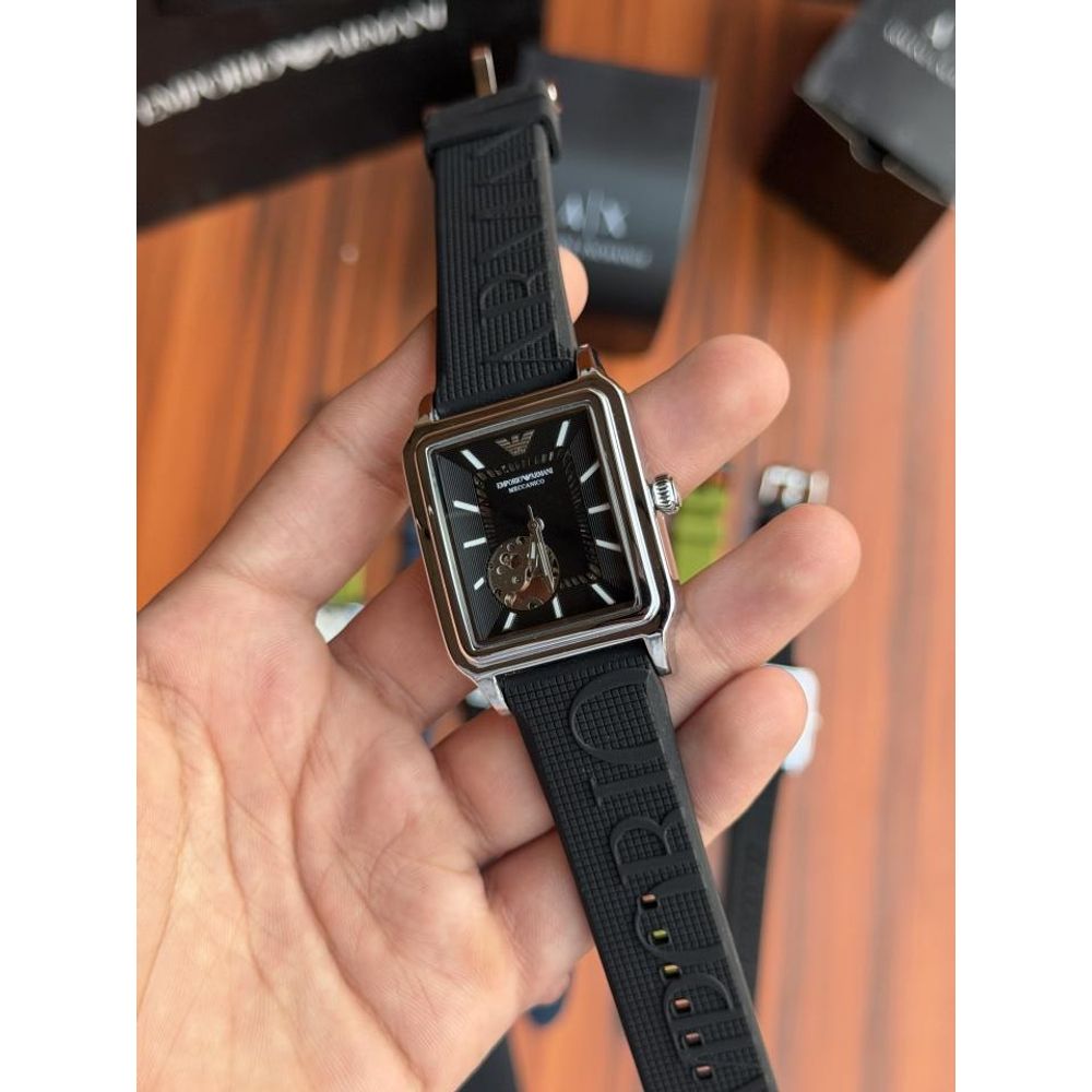 EMPORIUUM ARRWA%! AUTOMATIC