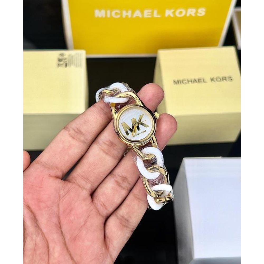 MICHEAL KORS WATCH M-585