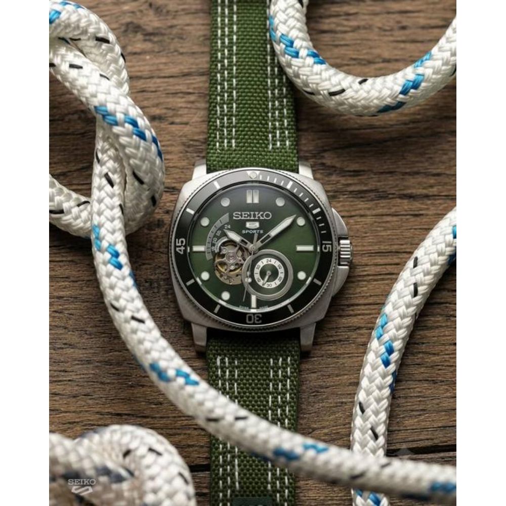 Seiko 5 Sports Automatic green
