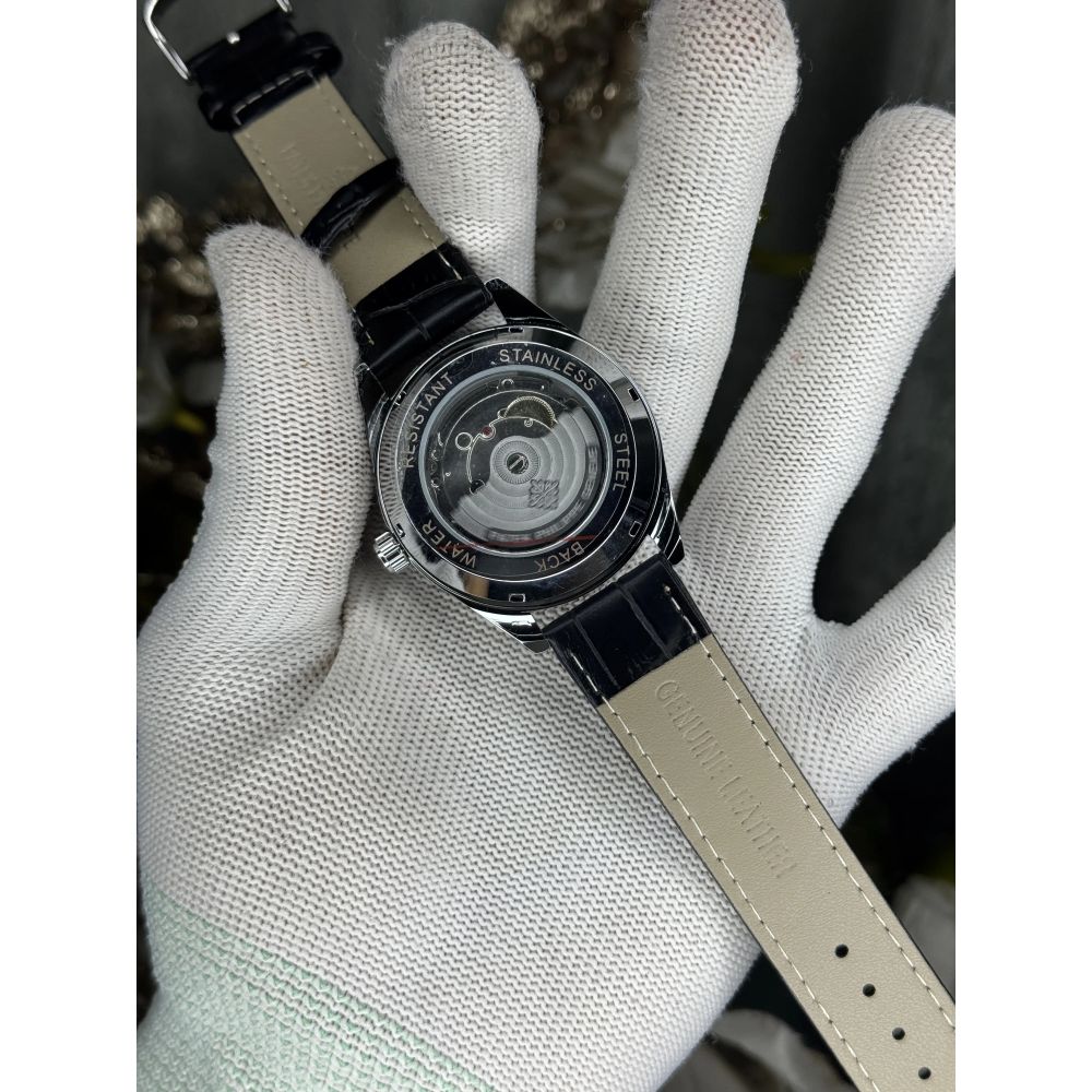 Patek Philipp e All Black Premium Watch
