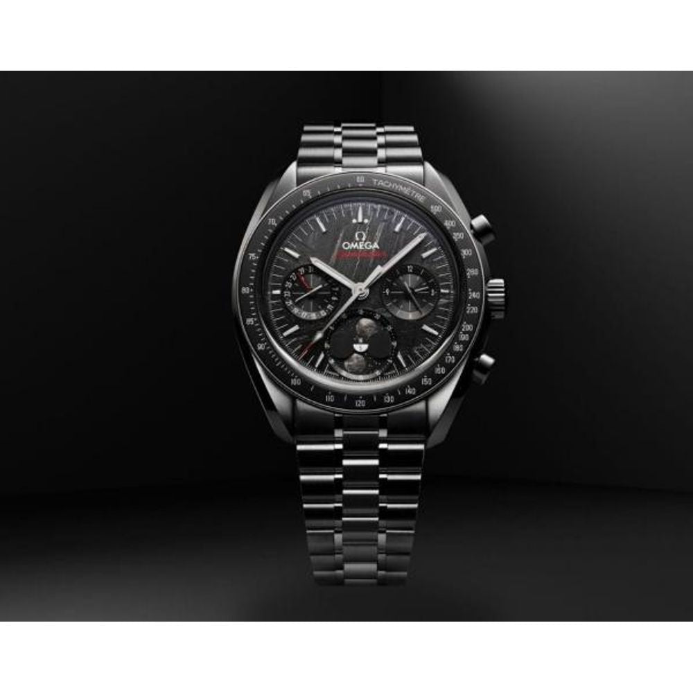 Omegha Speedmaster  Moonphase Meteorite siler black design