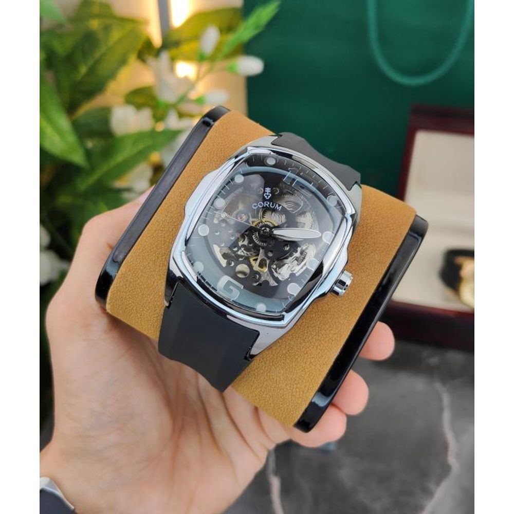CORUM WATCH M-906