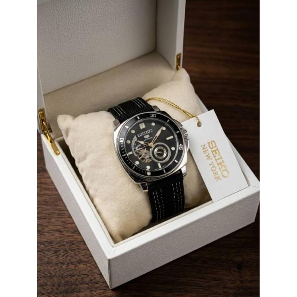 Seiko 5 Sports Automatic black