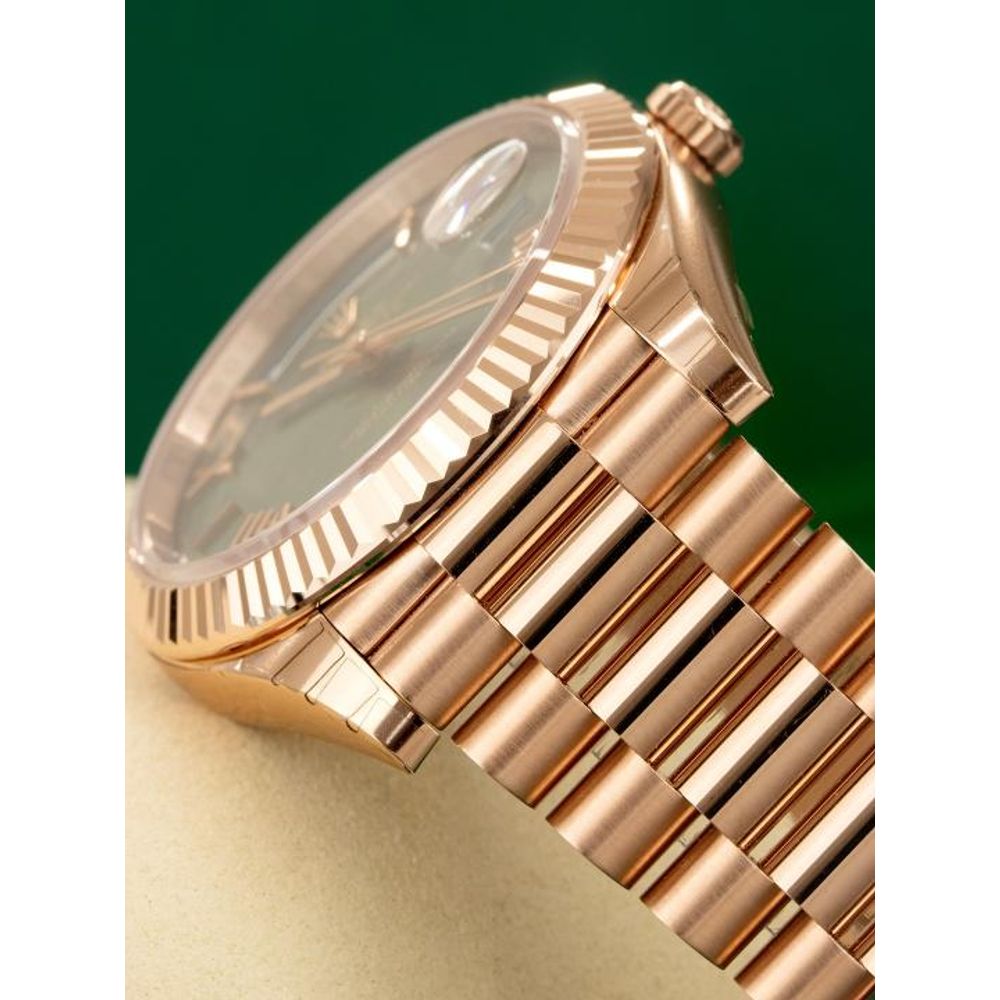 Rolee_x Oyster Perpetual Day Date 40 Battery Copper Green