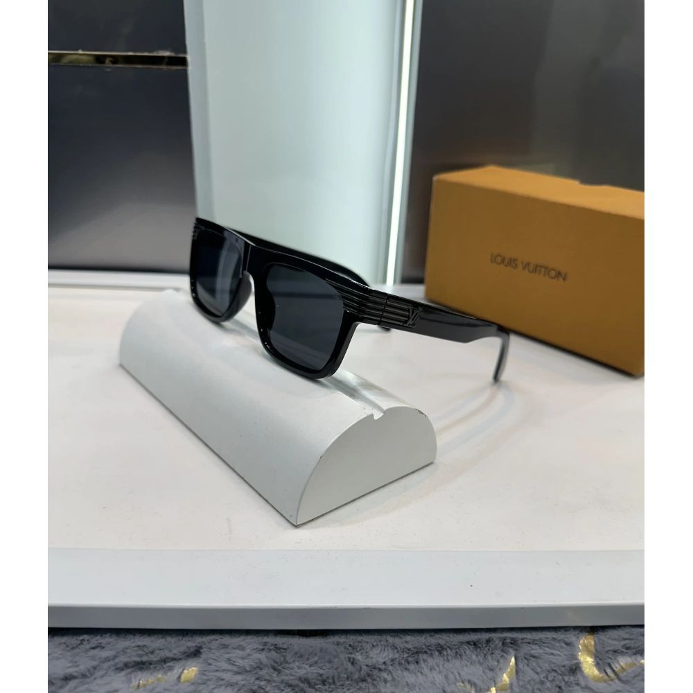 Louis Vuitto n All Black Premium Shades 2942