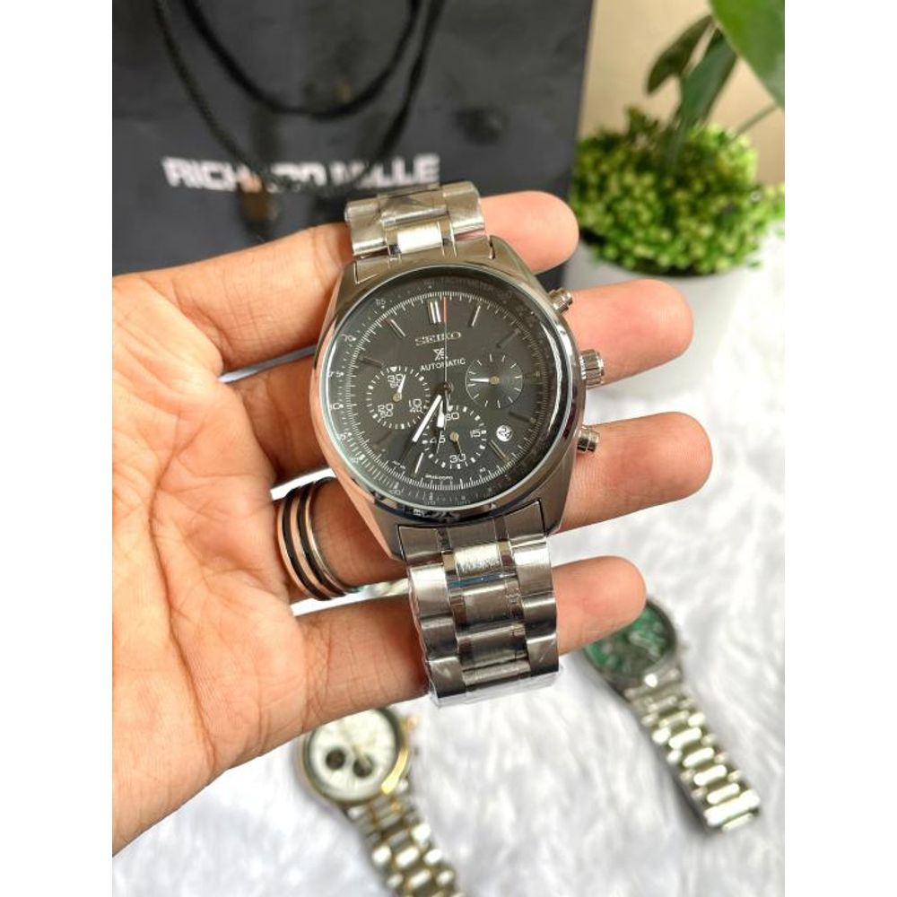 SEIKO PROSPEX CHRONOGHRAPH SILVER BLACK DIAL AT461
