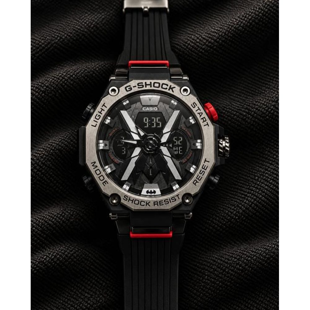 Casio G-Shock analog-digital sports Black Red
