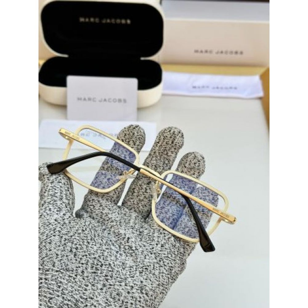 MARCJACOBS FRAME D-752