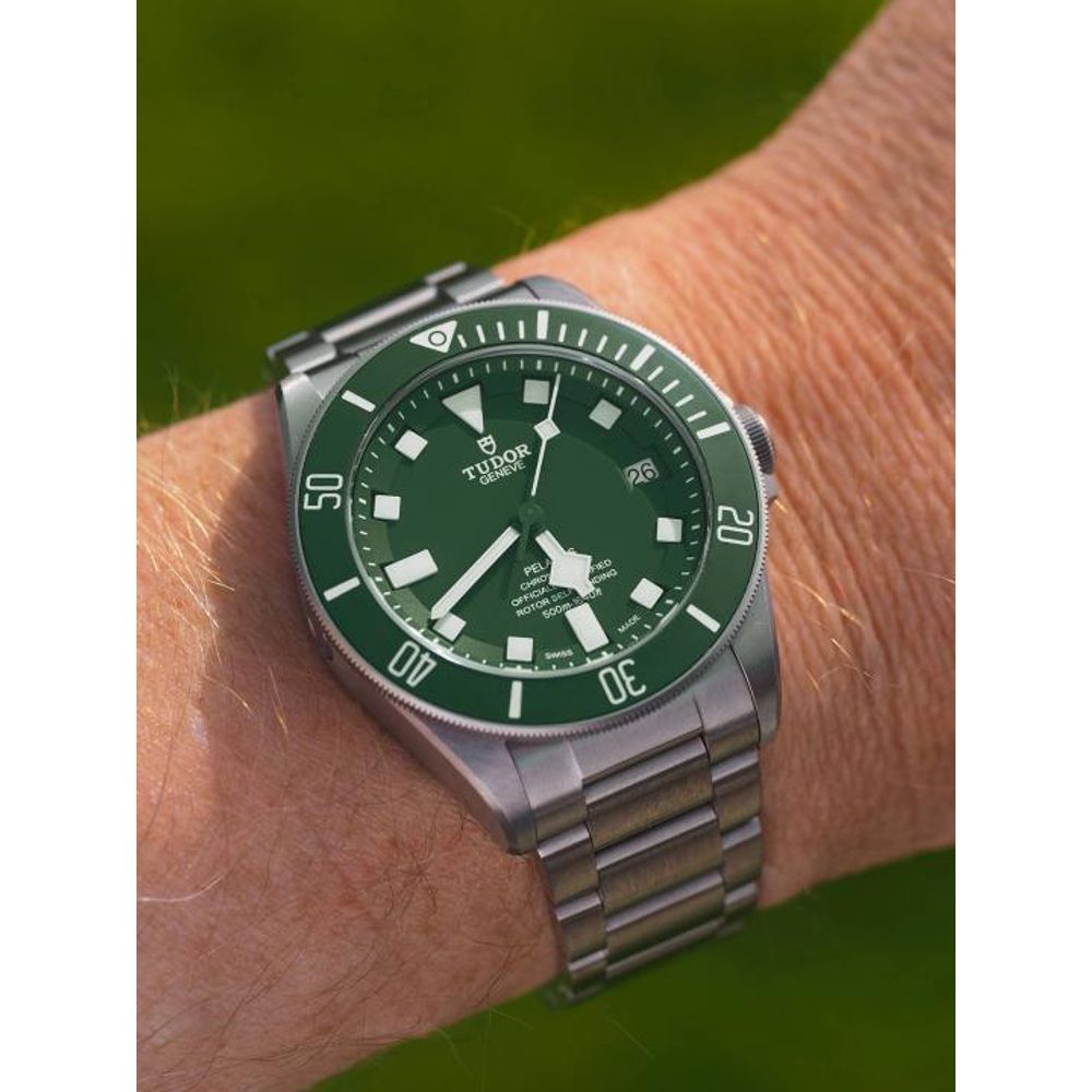 TUDO R  PELAGOS CHRONOMETER 42MM 250