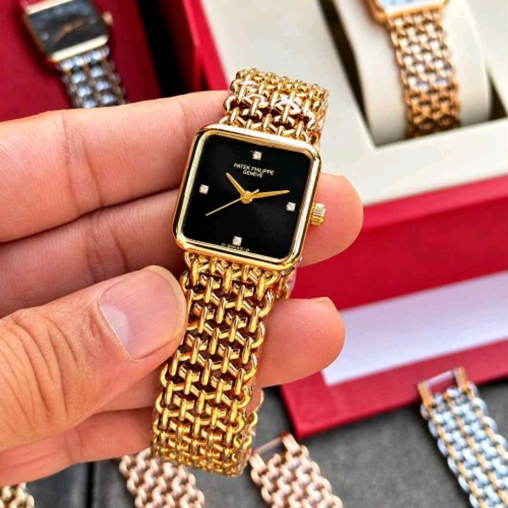 PATEK PHILIPE GOLD BLACK LADIESWACH