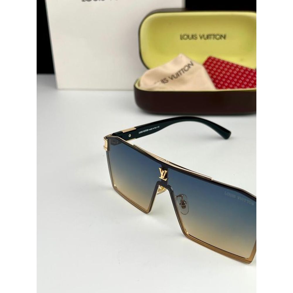 LOUIIS VUITTON SUNGLASS D-518