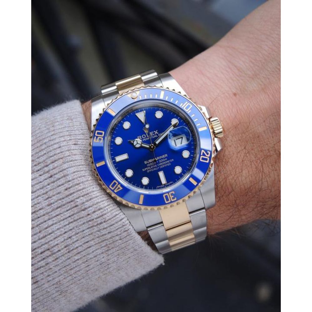 Rolee_x Oyster Perpetual Submarine 2Ton-Gold-Blue