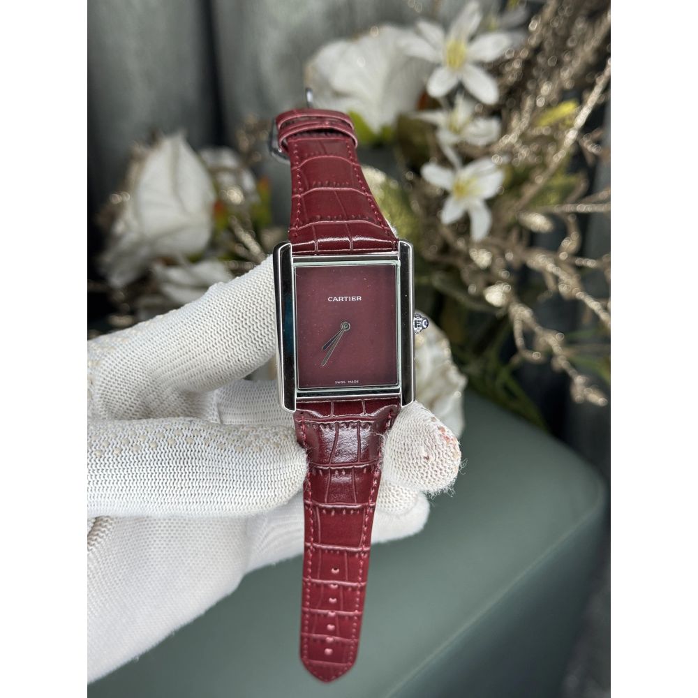 Cartie r Tank Burgundy Premium Quartz Watch