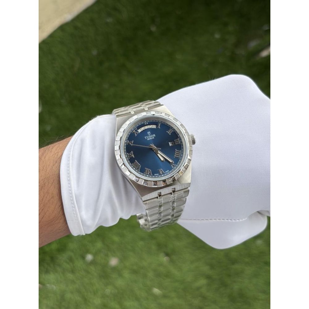 TUDOR ROYAL AUTOMATIC SILVER BLUE ROMAN 945