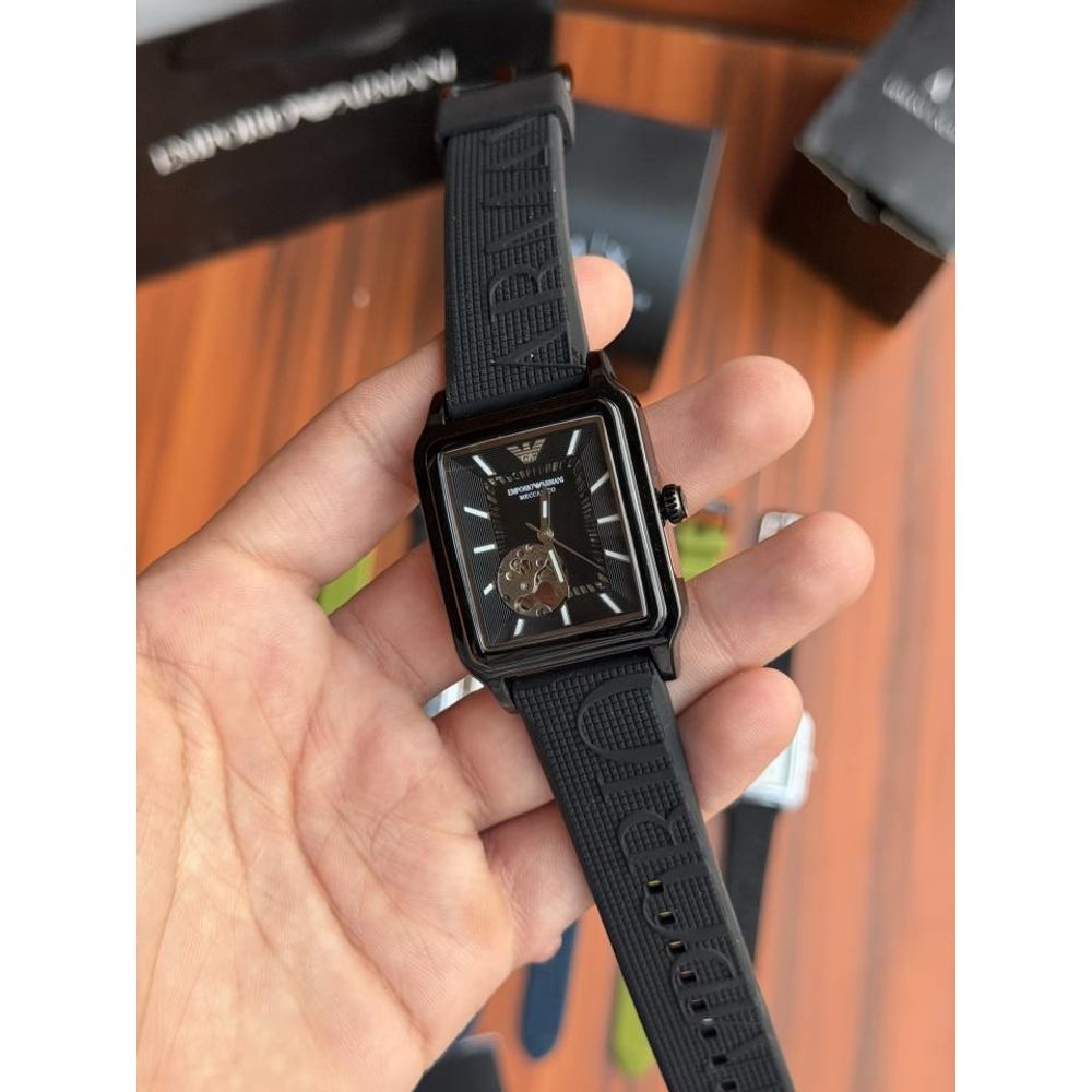 EMPORIUUM ARRWA%! AUTOMATIC