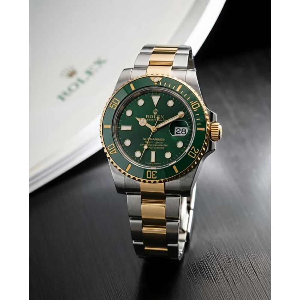 Rolee_x Oyster Perpetual Submarine 2Ton-Gold-Green