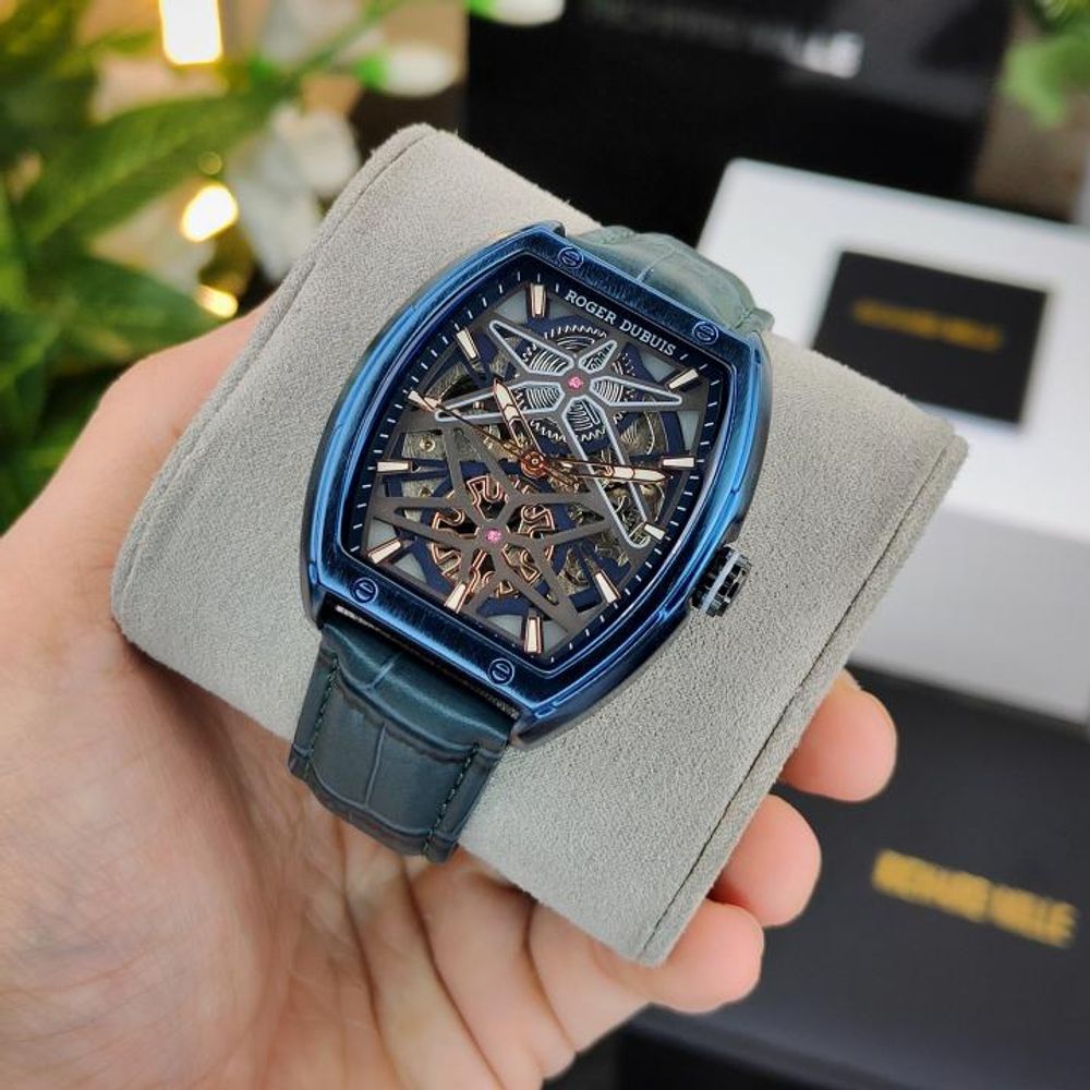 ROGER DUBUI_SWACH M-864