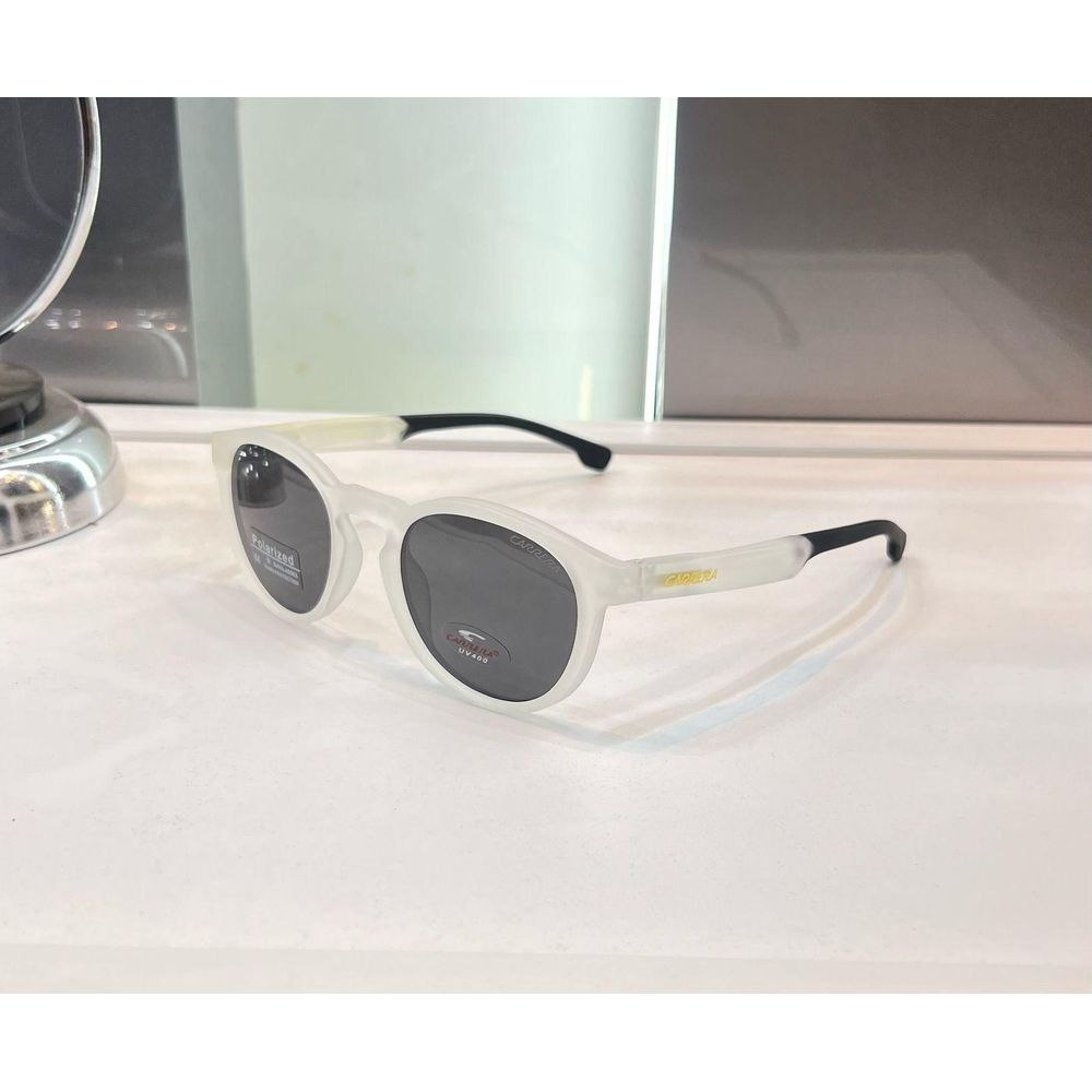 Carrer a White Black Premium Shades 3354