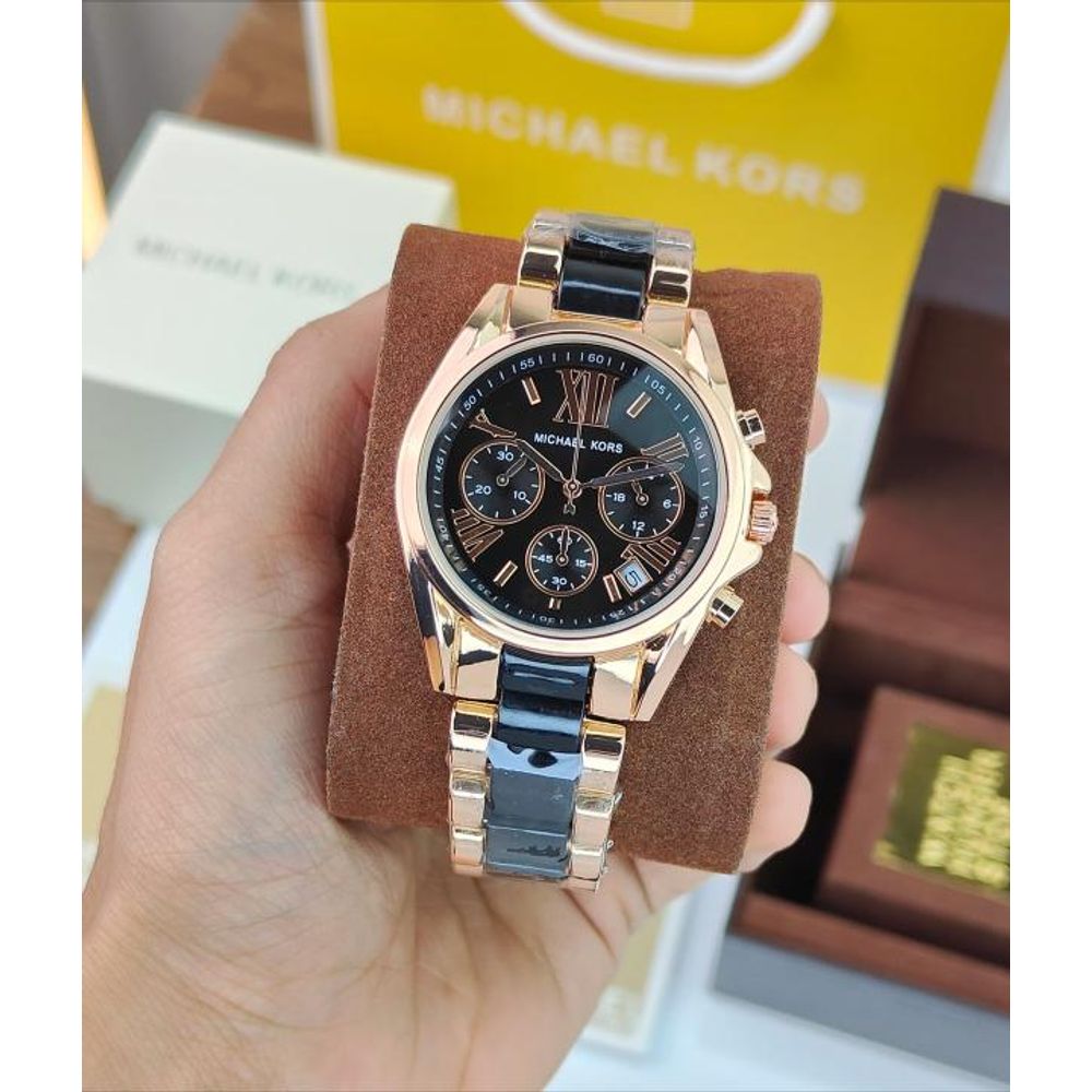 MICHEAL KORS WATCH M-582
